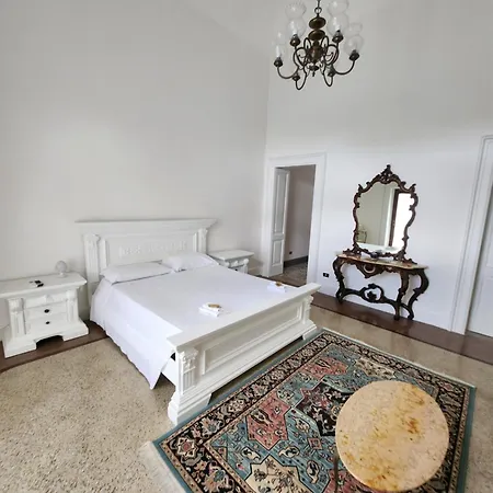 Dimora Liberty Konukevi Lecce