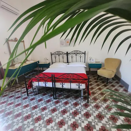 Dimora Liberty Guest house *